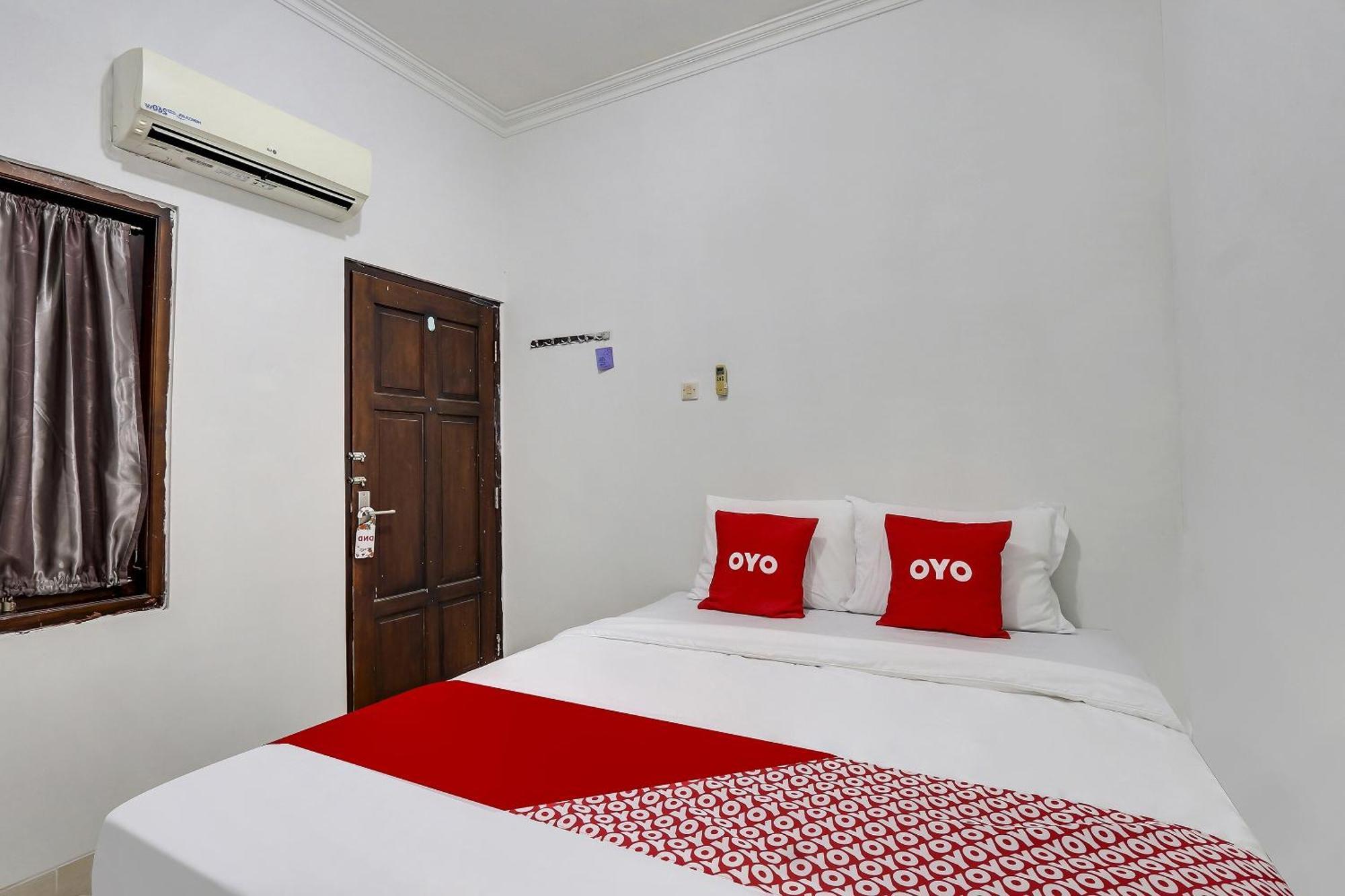 Oyo 91082 Nathania Exclusive Sleman  Eksteriør billede